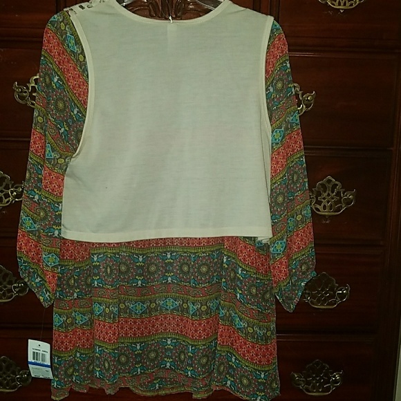 *TODAY ONLY SALE**NWT**2-Pc shirt vest W/necklace - Picture 4 of 4